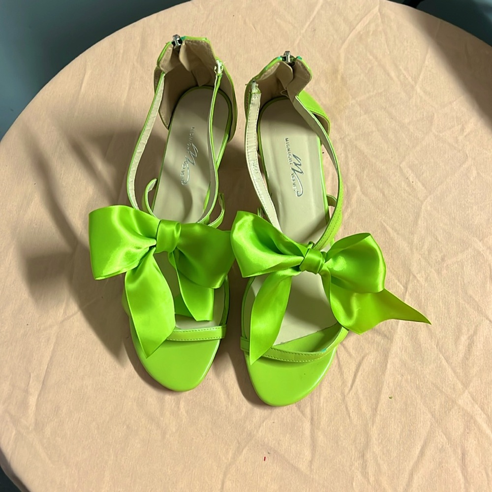 Ladies Shoes